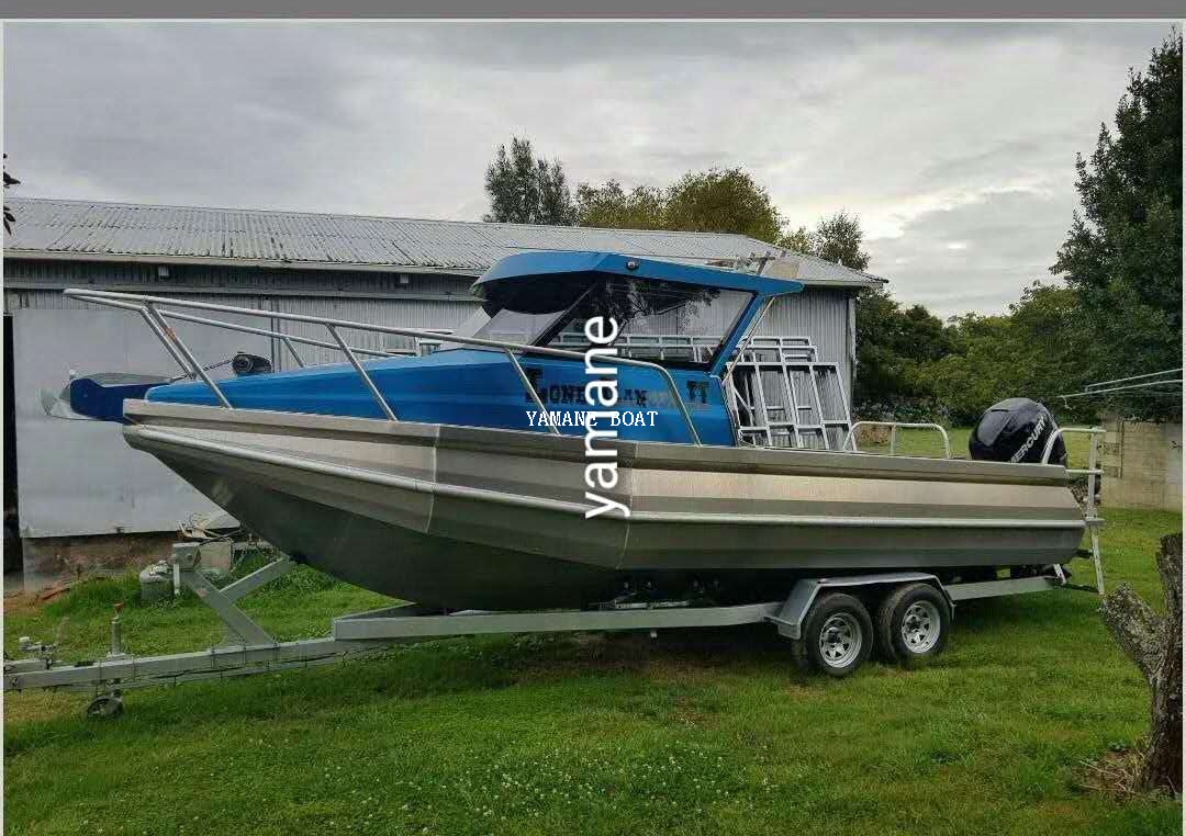 Barco de pesca de fibra de vidrio