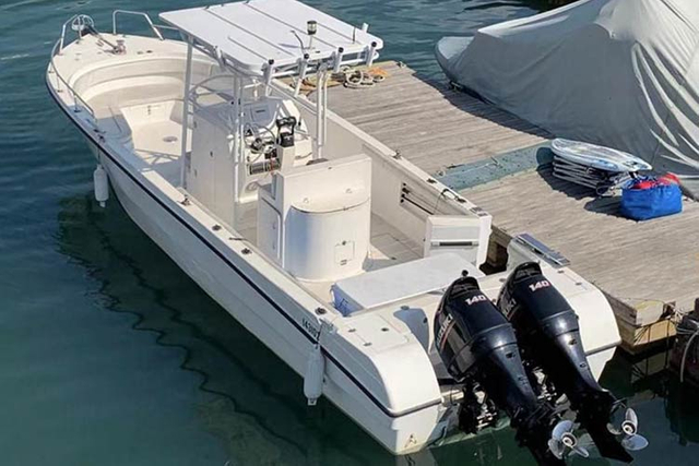 barco-de-pesca-deportiva-profesional