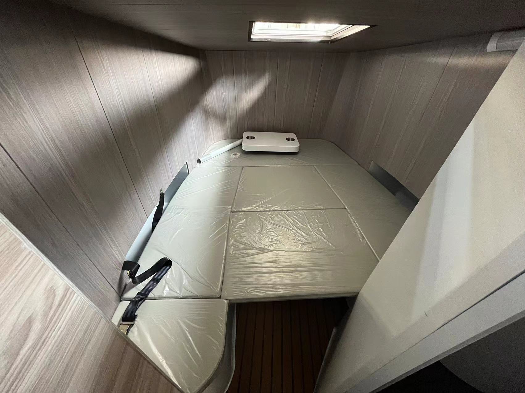 Barco de aluminio marino con pintura duradera