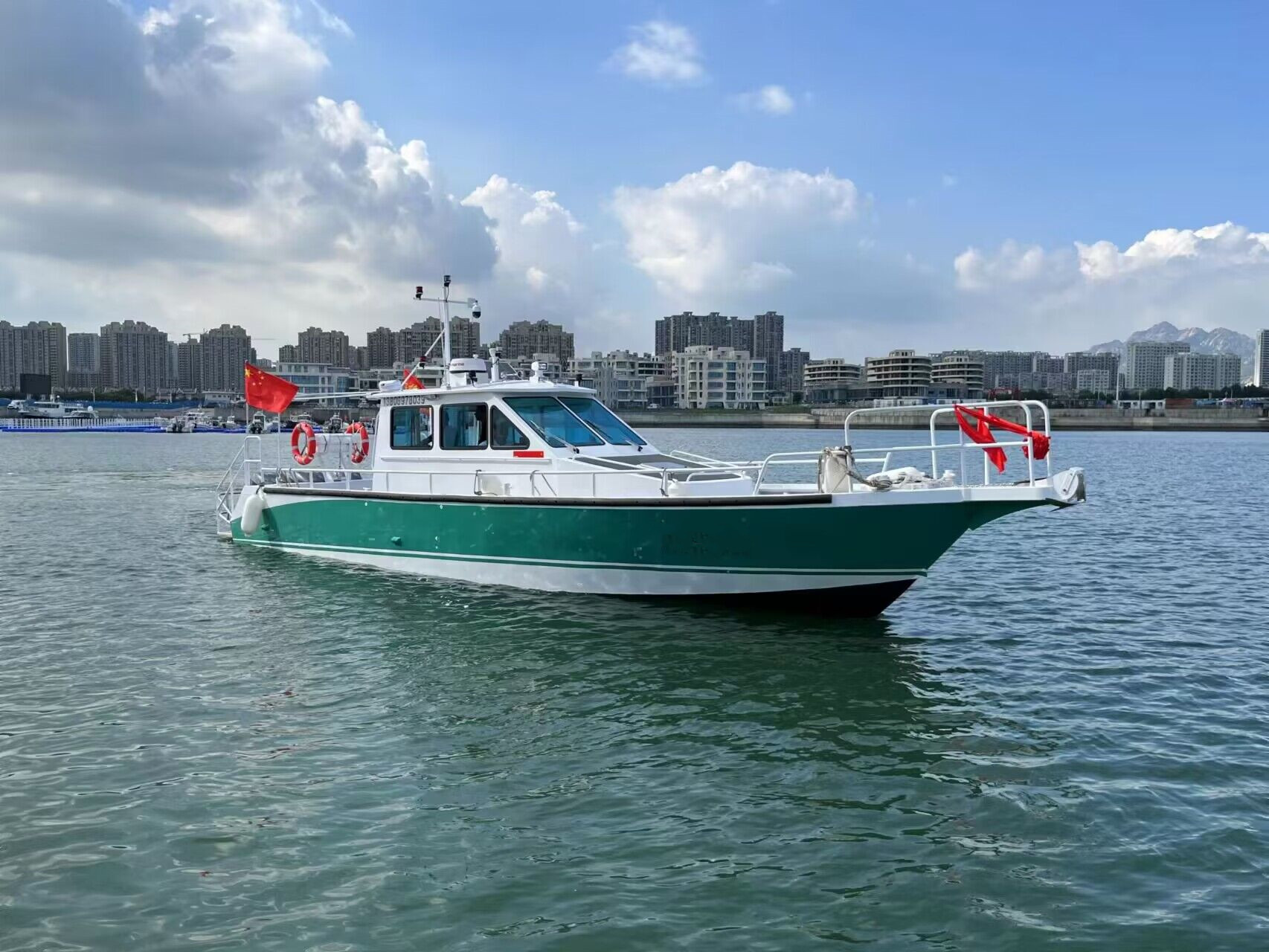 Barco de aluminio marino con pintura duradera