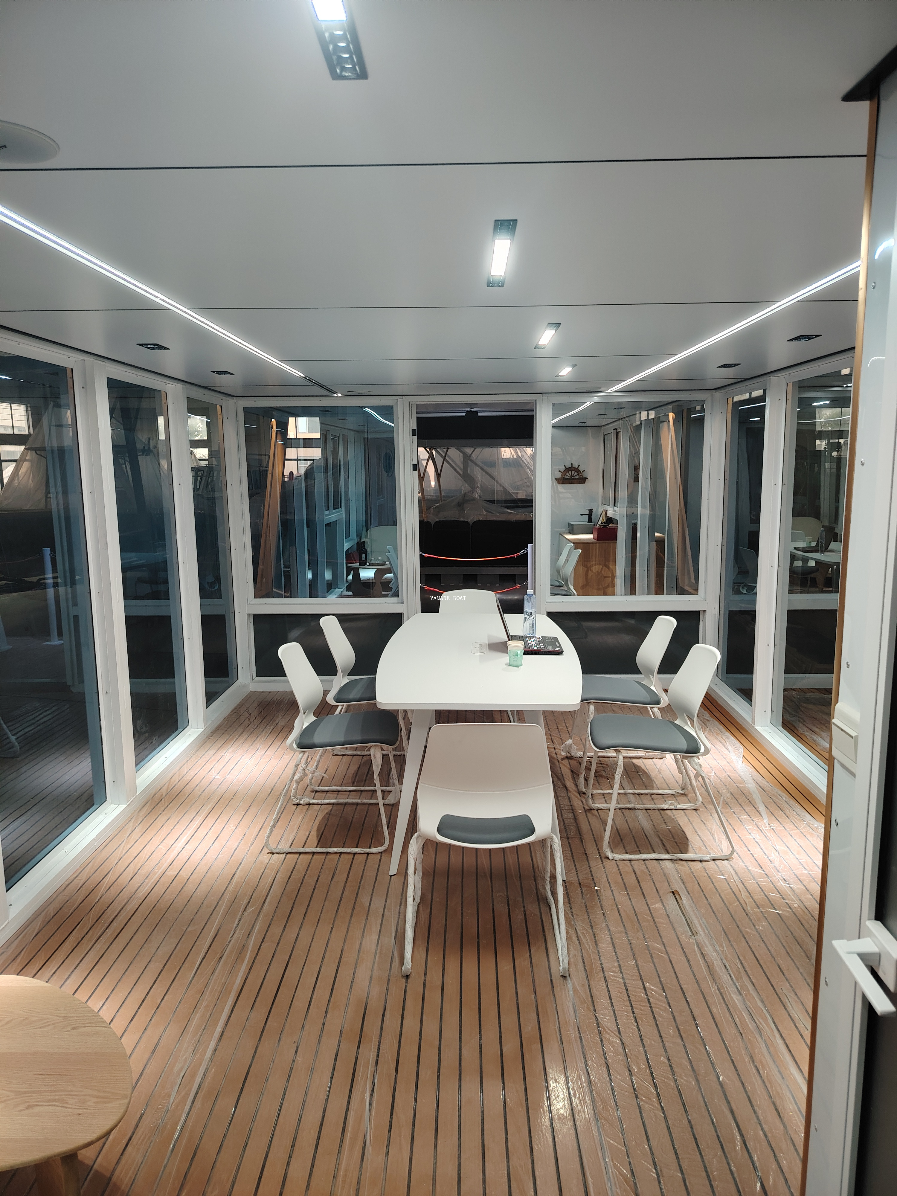 Casa barco pontón de aluminio