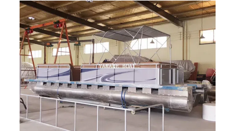 bote pont&oacute;n de aluminio