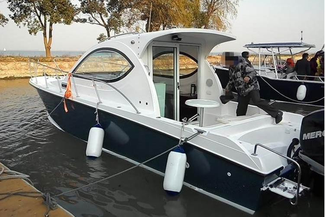 barco-de-pesca-con-cabina-de-aluminio-YAMANE--(2)