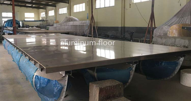 4-usos-aluminio-marino-para-pontón-barco