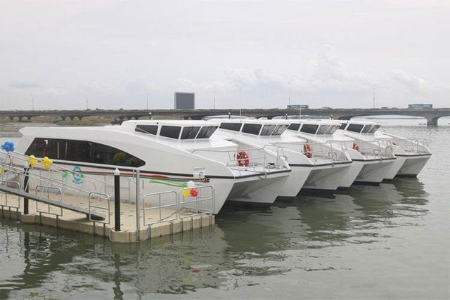 barco-de-pasajeros-1