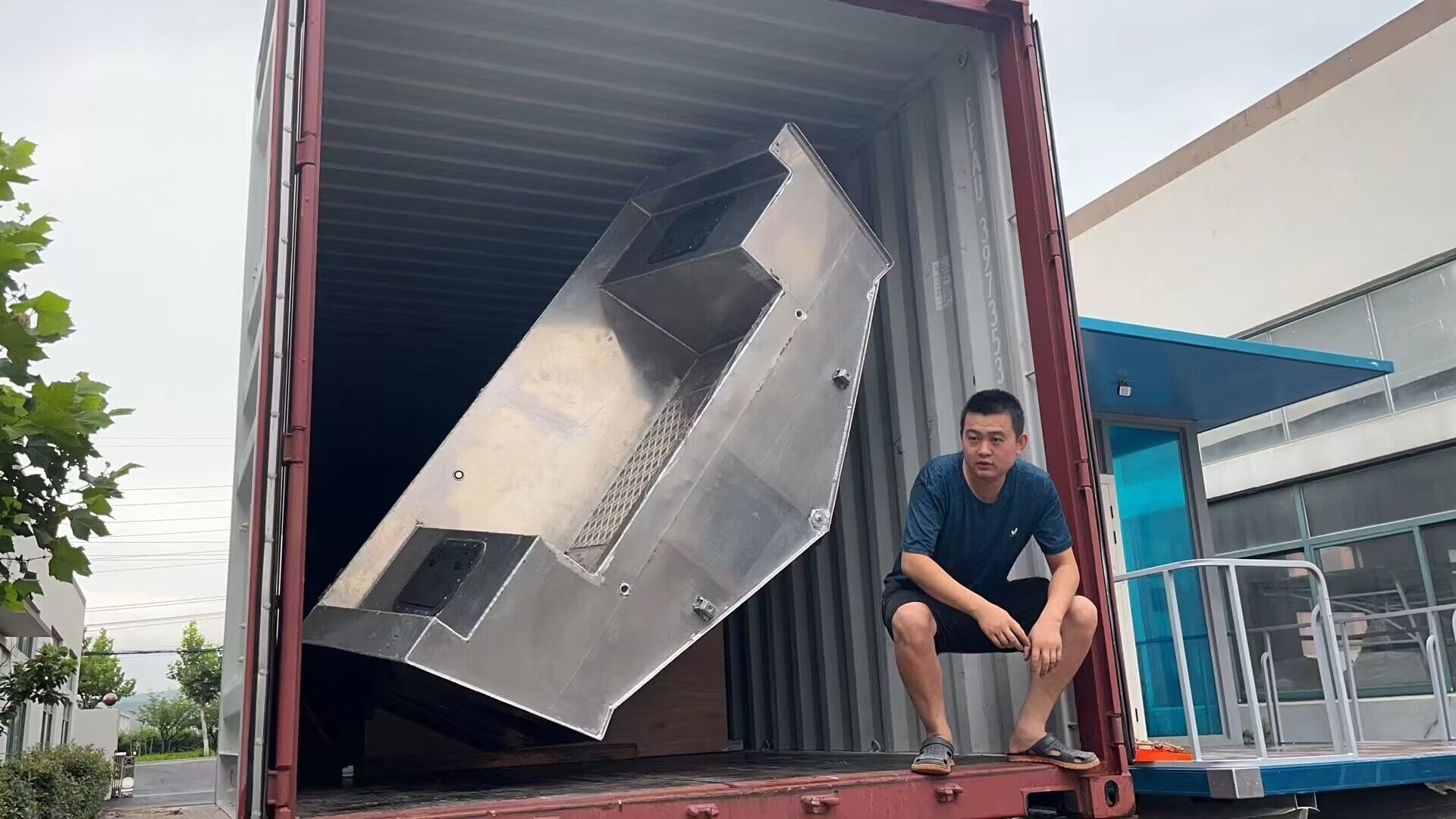 Lancha de desembarco de aluminio de 8 m con tapa en T 
