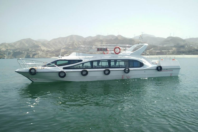 barco-de-pasajeros-2